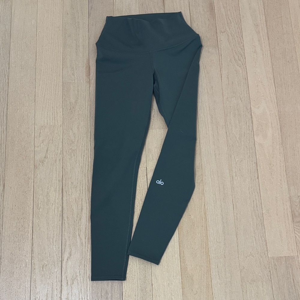 ALO Yoga Dark Green Leggings XXS